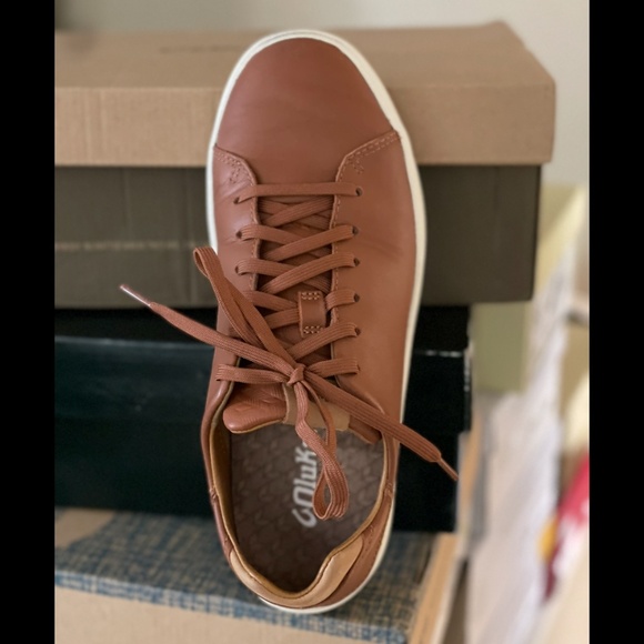 OluKai, Lae‘ahi Lī ‘Ili, Men’s Waterproof Leather Sneakers, size 7 - Picture 2 of 4